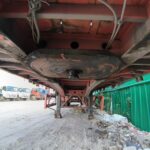 Steel Flatbed Semi Trailer Three Axle Sixty Ton Cargo Transport Trailer Platform Truck Semi Trailer