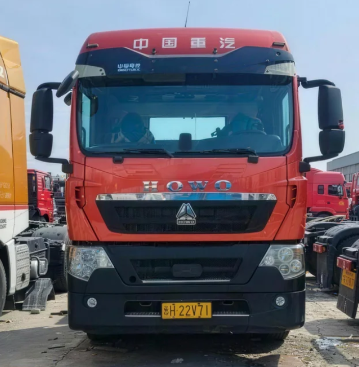 Used HOWO TX7 460HP 6X4 Tractor Unit with 3.7 Ratio for Efficient Logistics and Trunk-line Transport