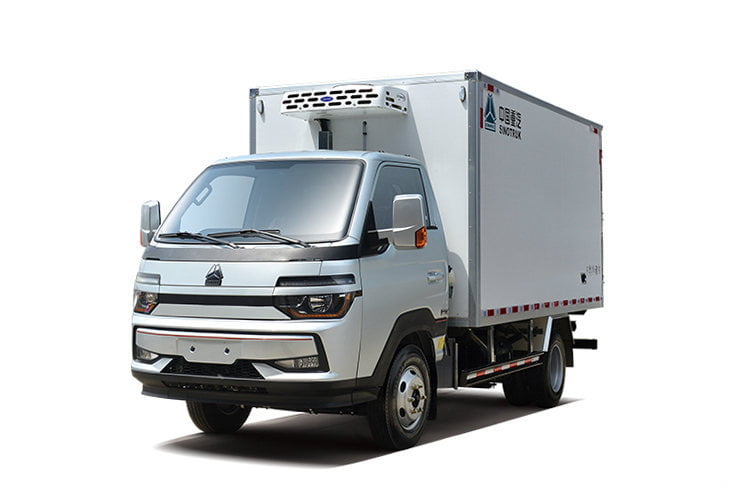 Sinotruk Howo Zhixiang RHD Small Light Cargo Truck Euro5 Island Country Market Hot Selling Mini Logistics Truck