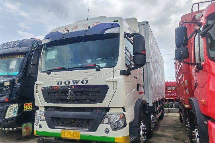 Used SINOTRUK HOWO T5G 280HP 6x2 Heavy Duty Cargo Truck Chassis – 2018 Euro 5 Used Diesel Truck